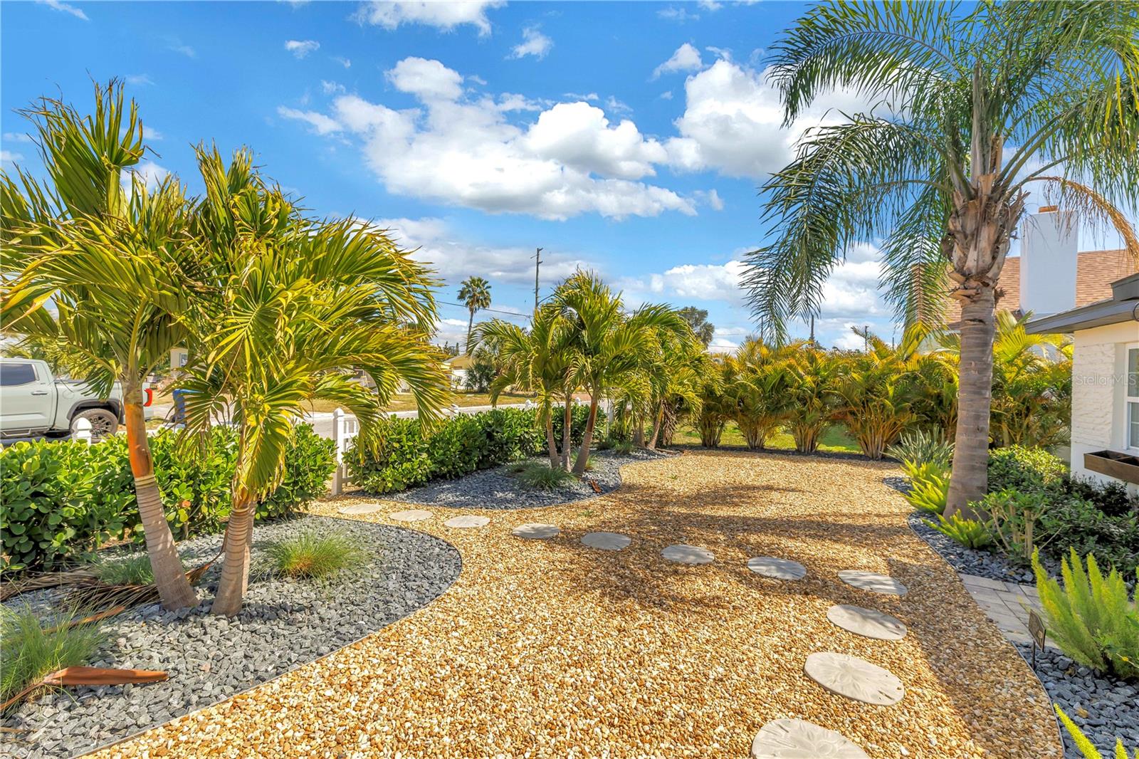 Image 29 of 33 For 14066 Marguerite Drive