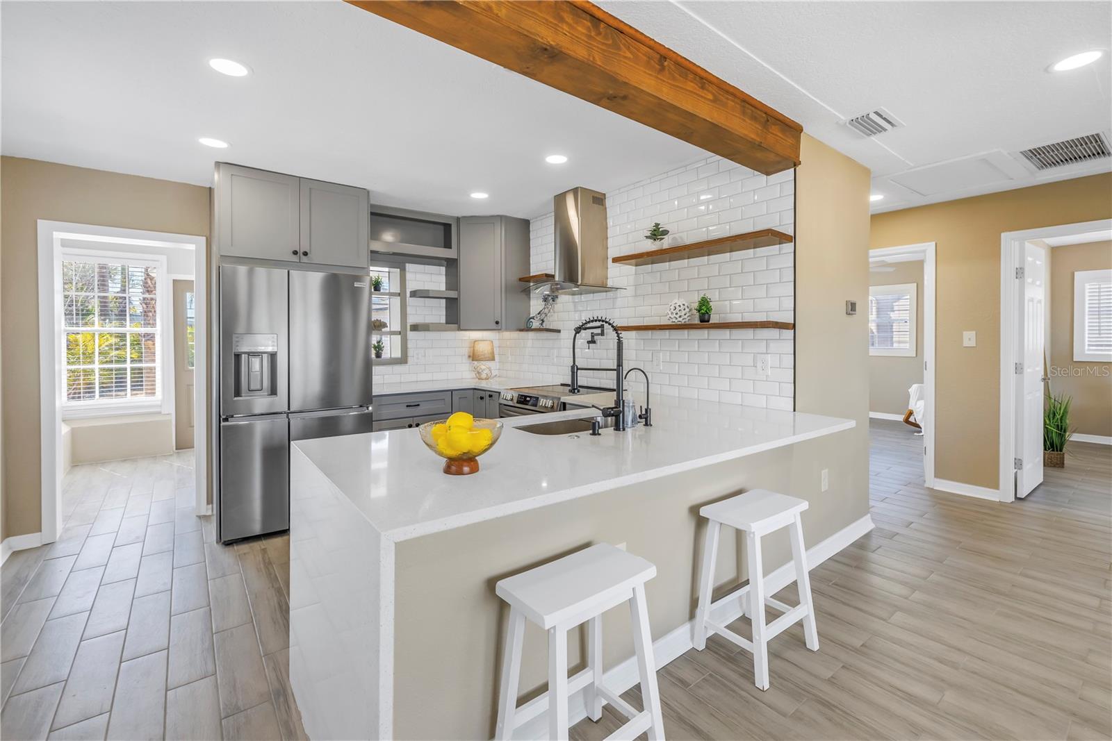 Image 7 of 33 For 14066 Marguerite Drive