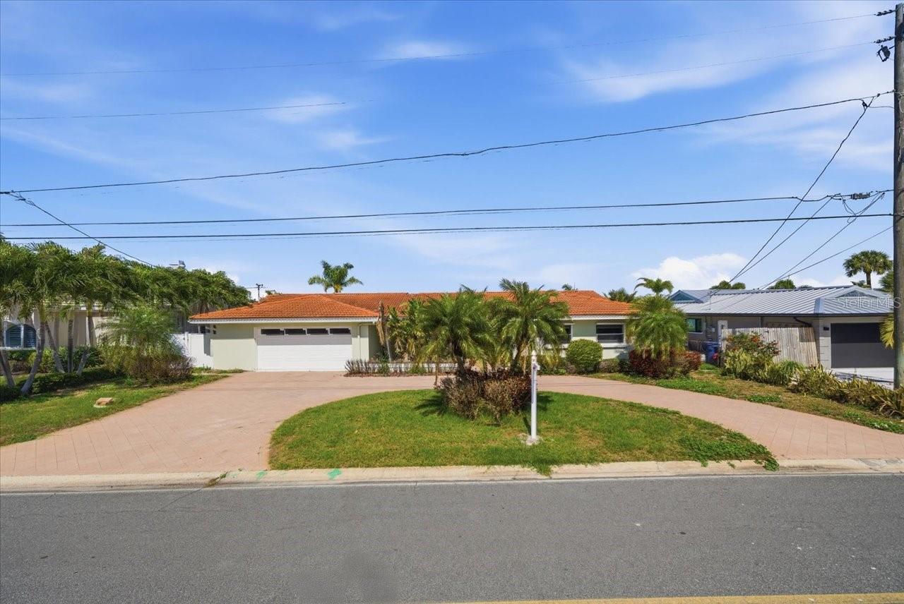 Image 10 of 41 For 411 55th Avenue