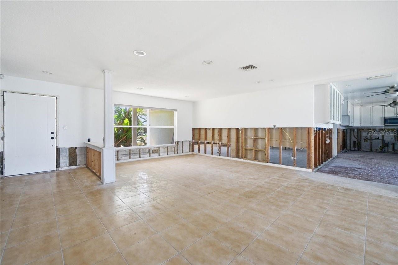 Image 11 of 41 For 411 55th Avenue