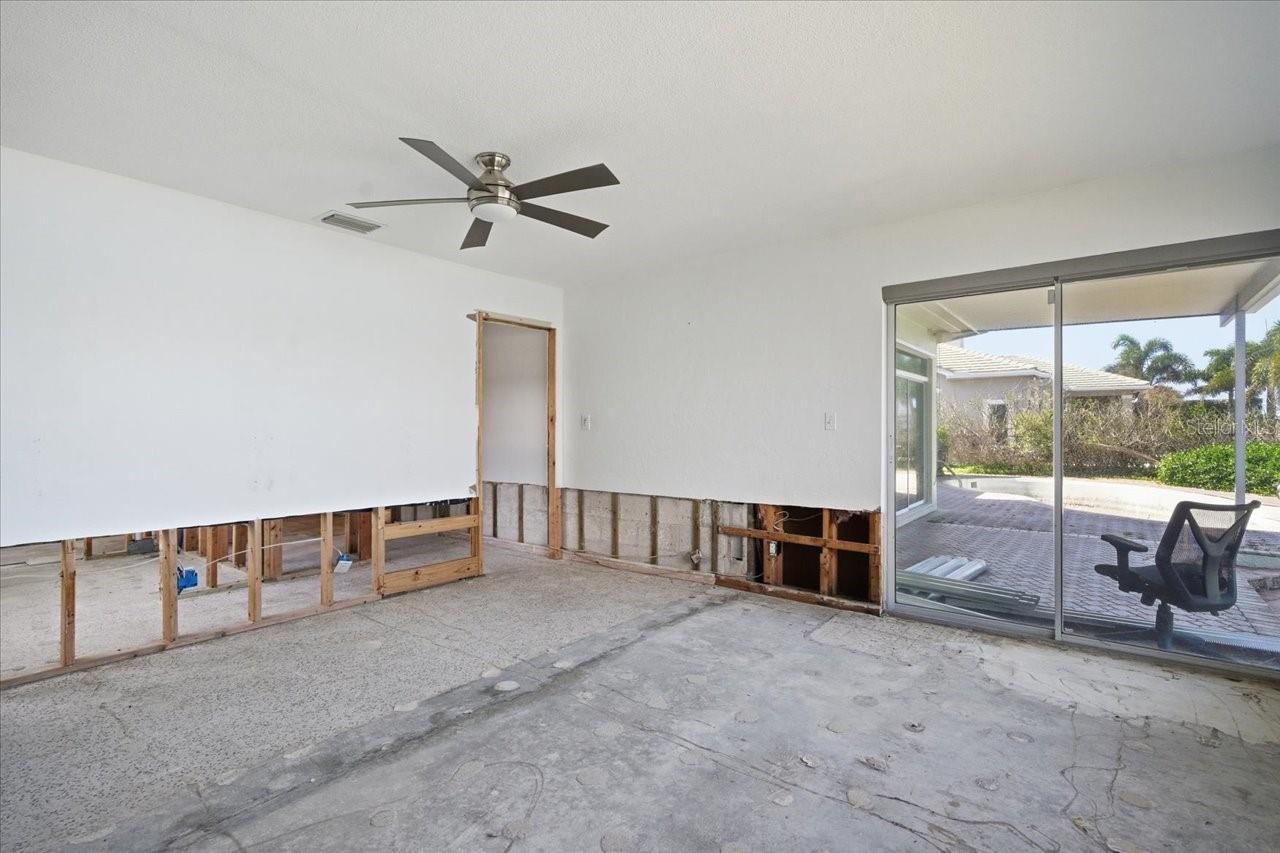 Image 24 of 41 For 411 55th Avenue