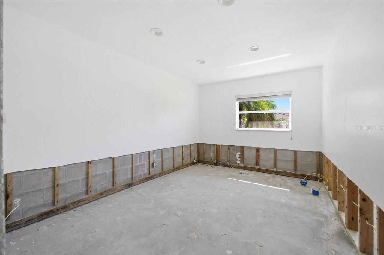 Image 33 of 41 For 411 55th Avenue