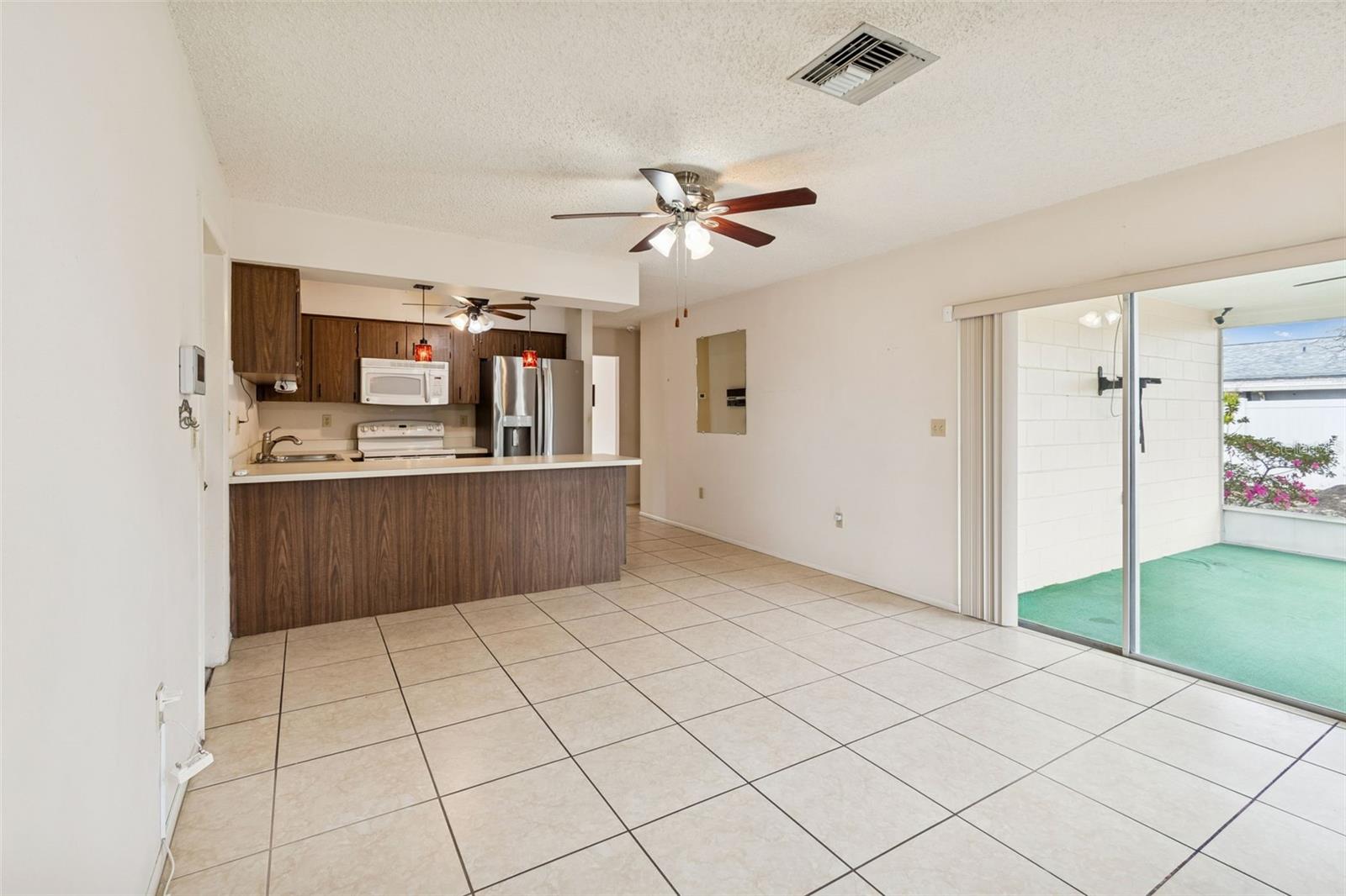 Image 11 of 74 For 4801 Ridge Point Drive