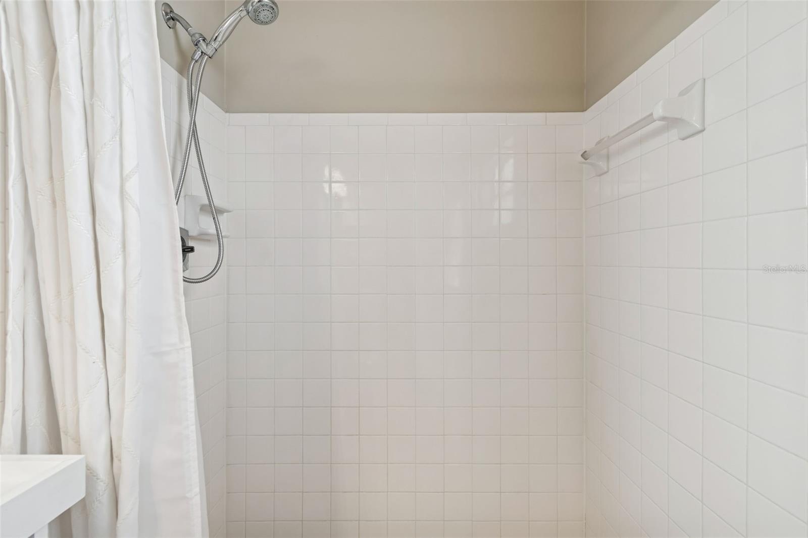 Image 19 of 74 For 4801 Ridge Point Drive