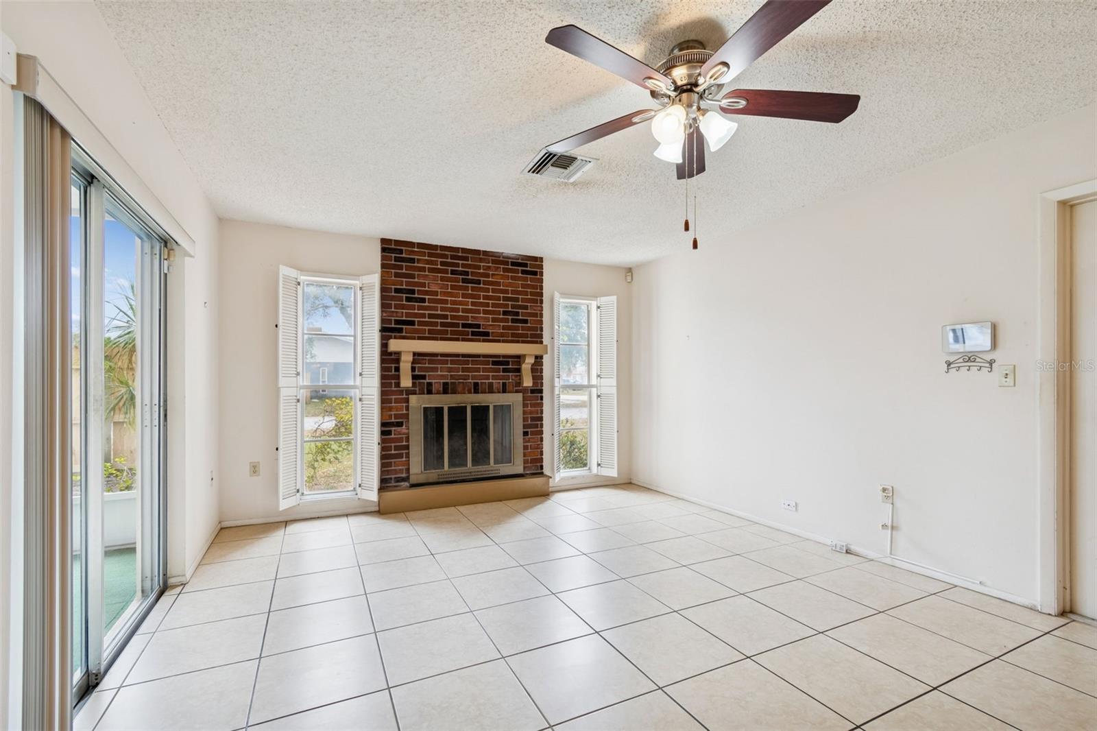 Image 29 of 74 For 4801 Ridge Point Drive