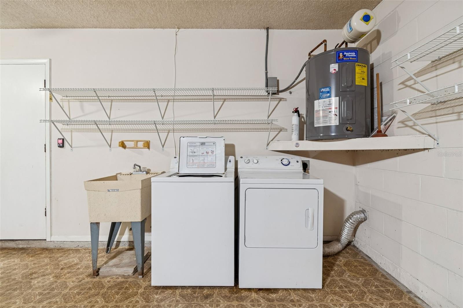 Image 39 of 74 For 4801 Ridge Point Drive