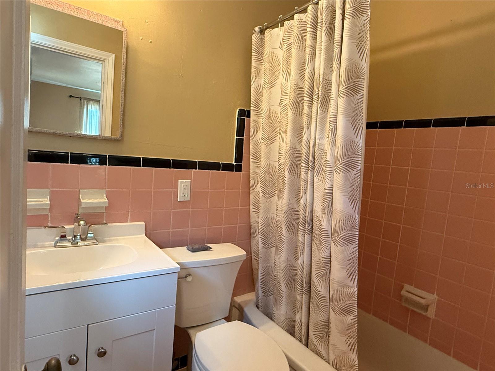 Image 12 of 13 For 6705 Gulf Winds Drive