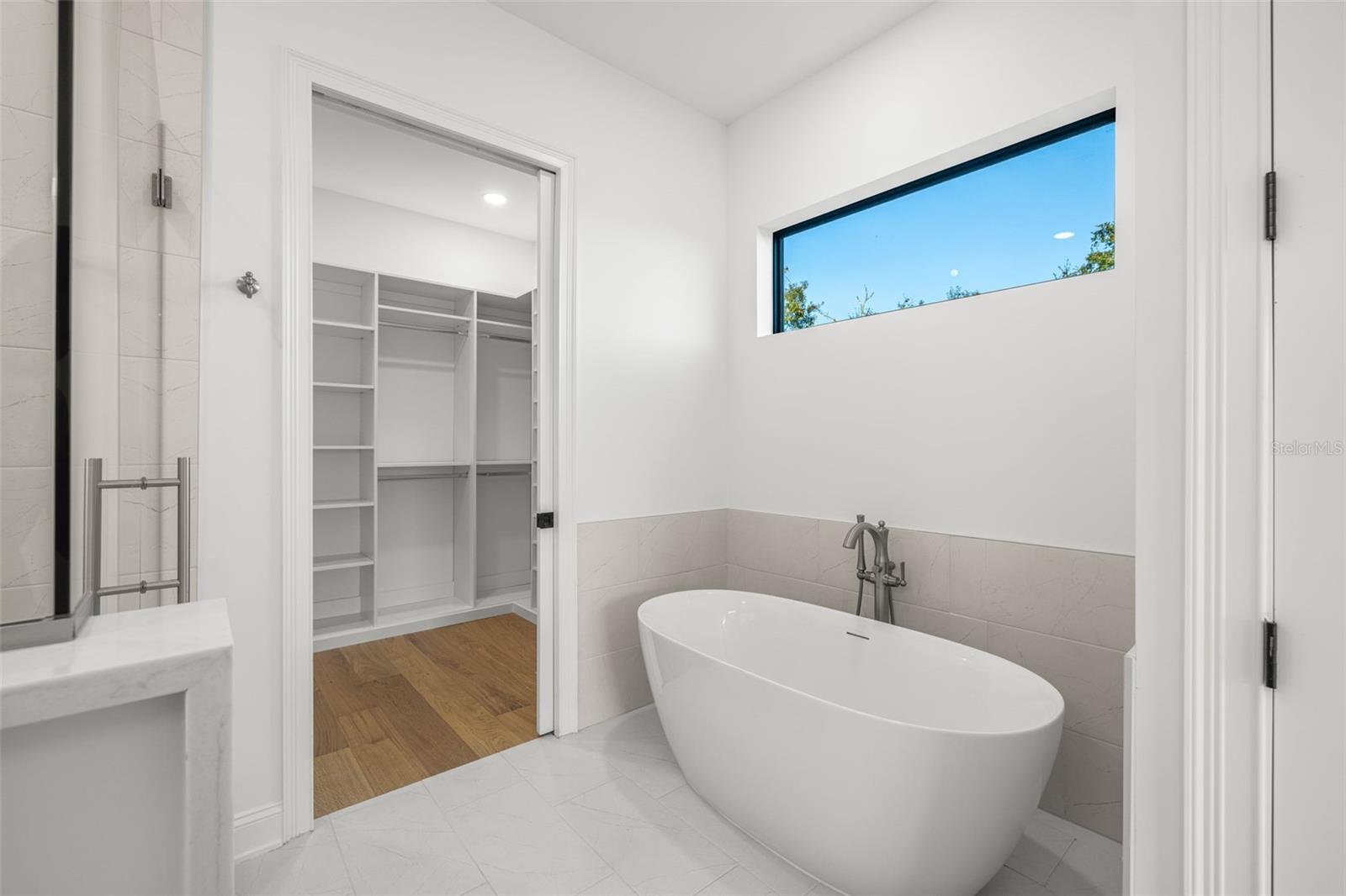 Image 20 of 26 For 4509 North A Street 1