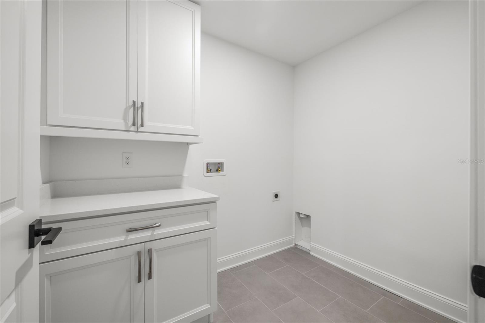 Image 4 of 26 For 4509 North A Street 1