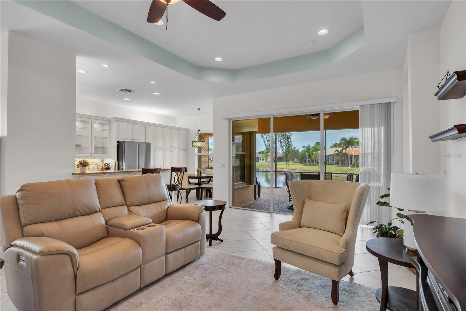 Listing photo id 12 for 16133 Coquina Bay Lane