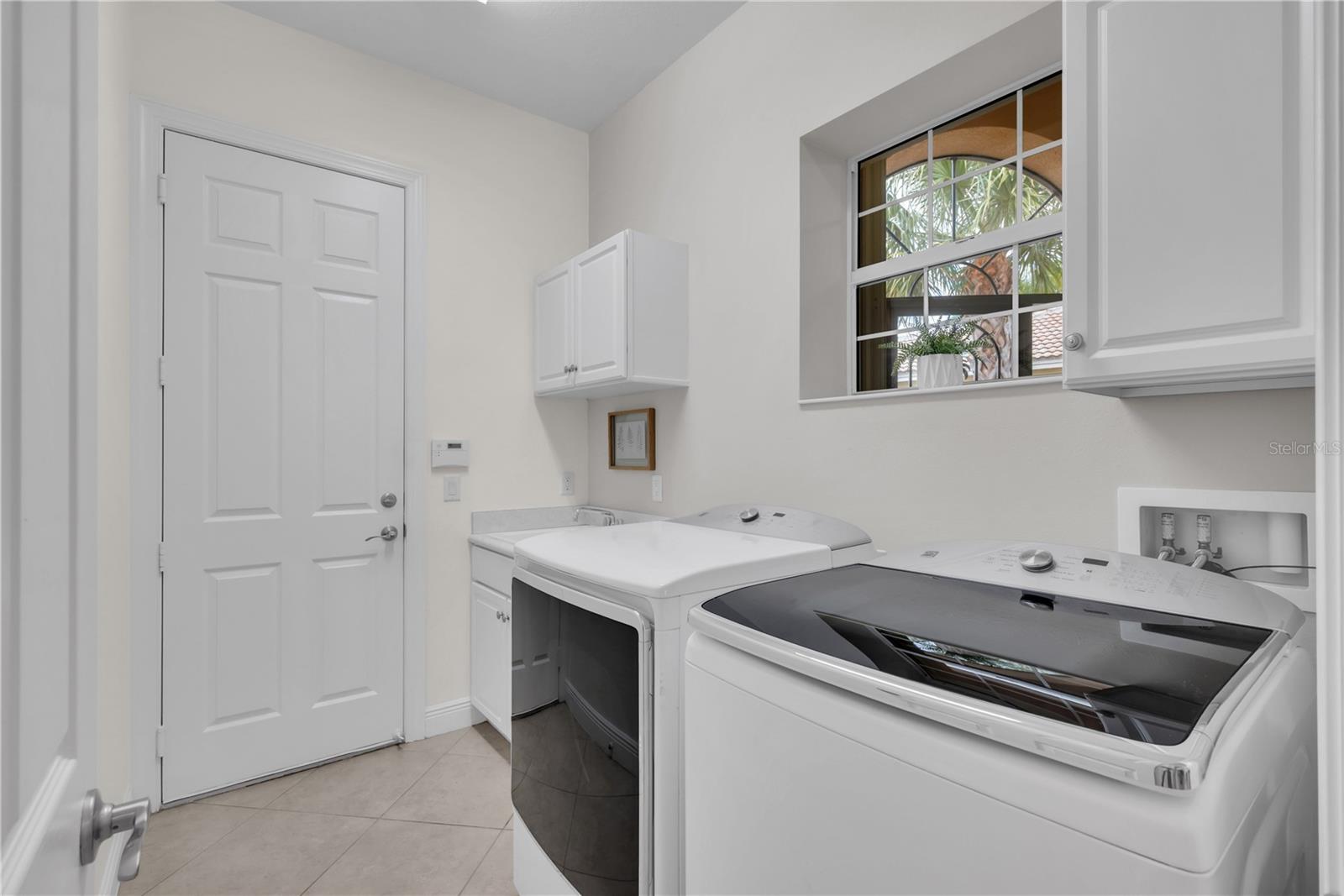 Listing photo id 30 for 16133 Coquina Bay Lane