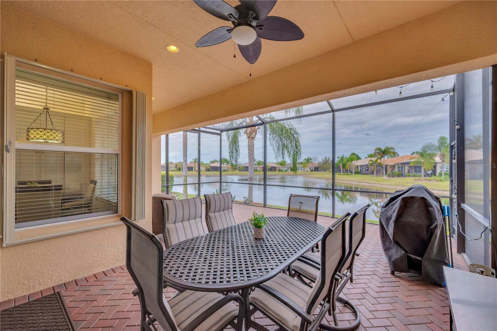 Listing photo id 31 for 16133 Coquina Bay Lane