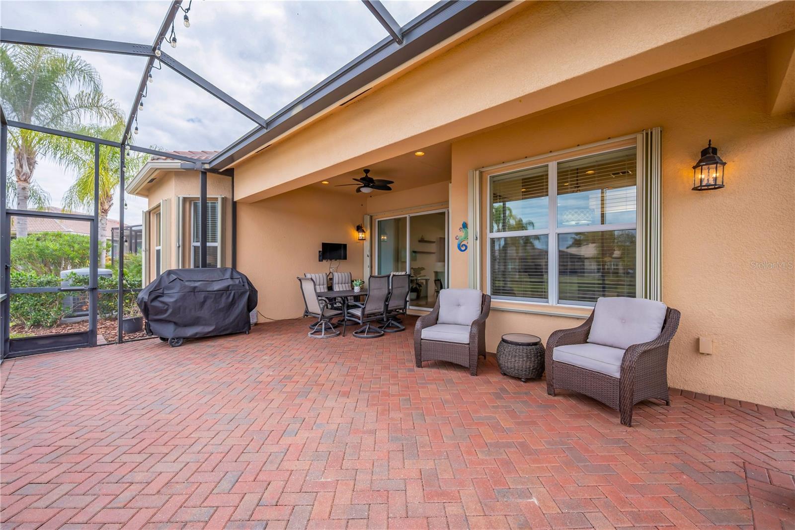 Listing photo id 32 for 16133 Coquina Bay Lane