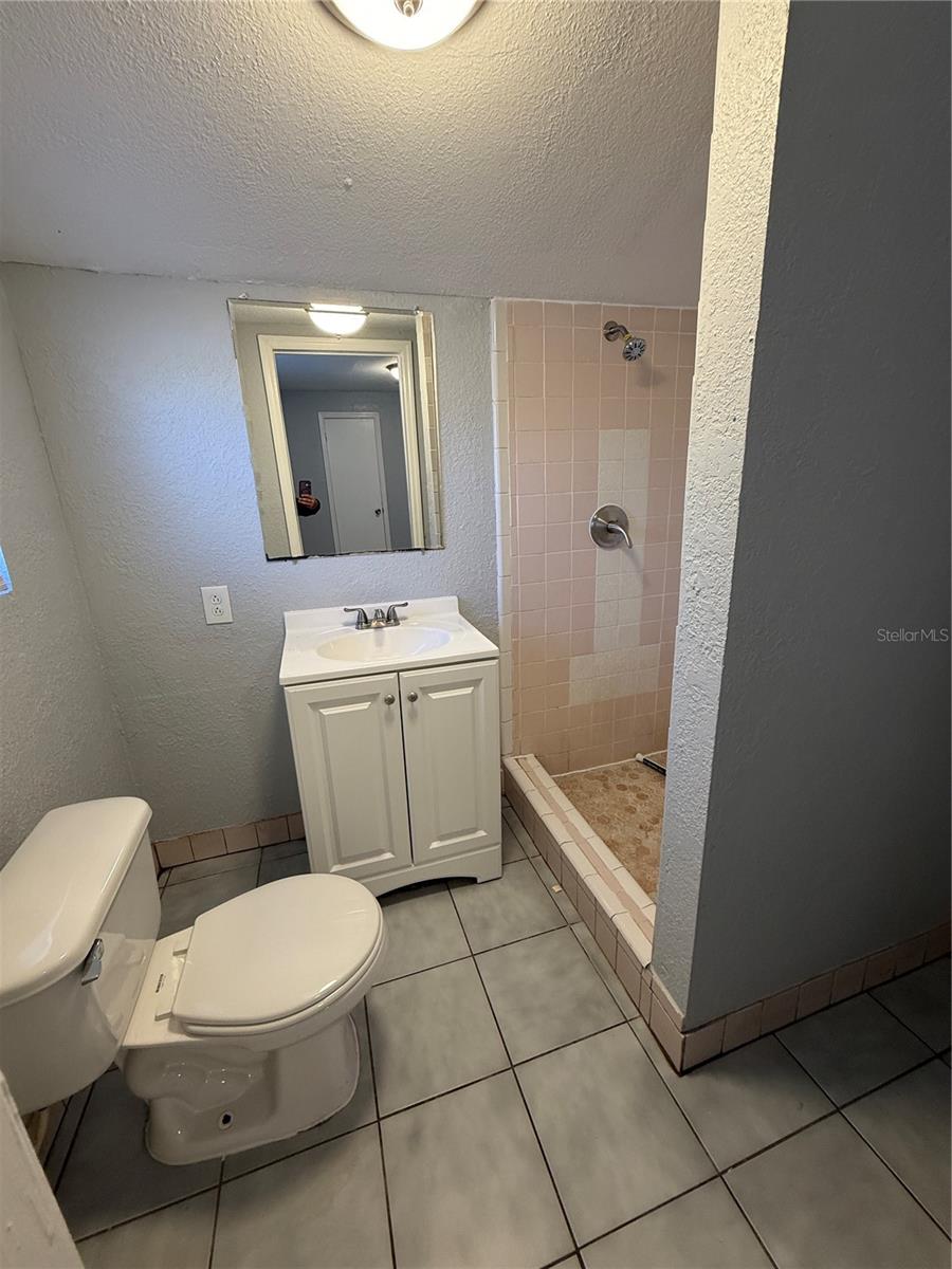 Image 11 of 11 For 226 Avenue S Ne