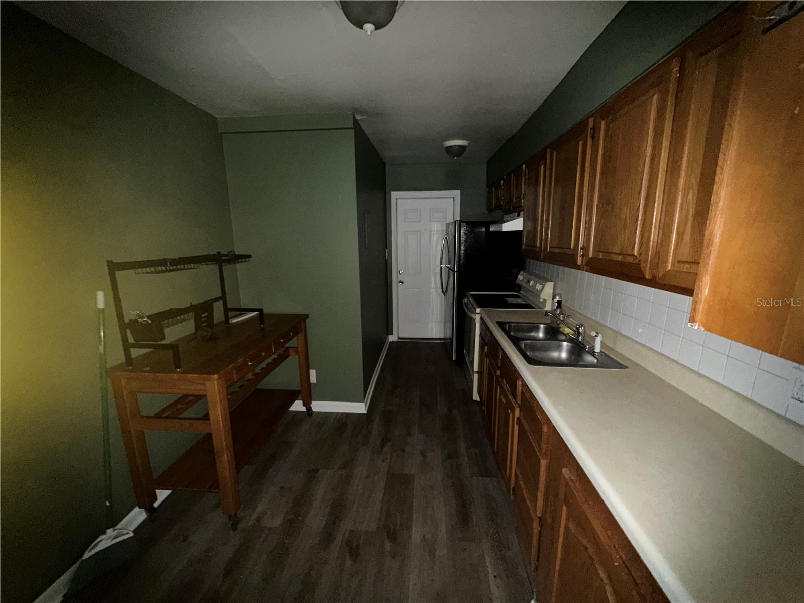 Image 5 of 14 For 4325 Bay To Bay Boulevard B