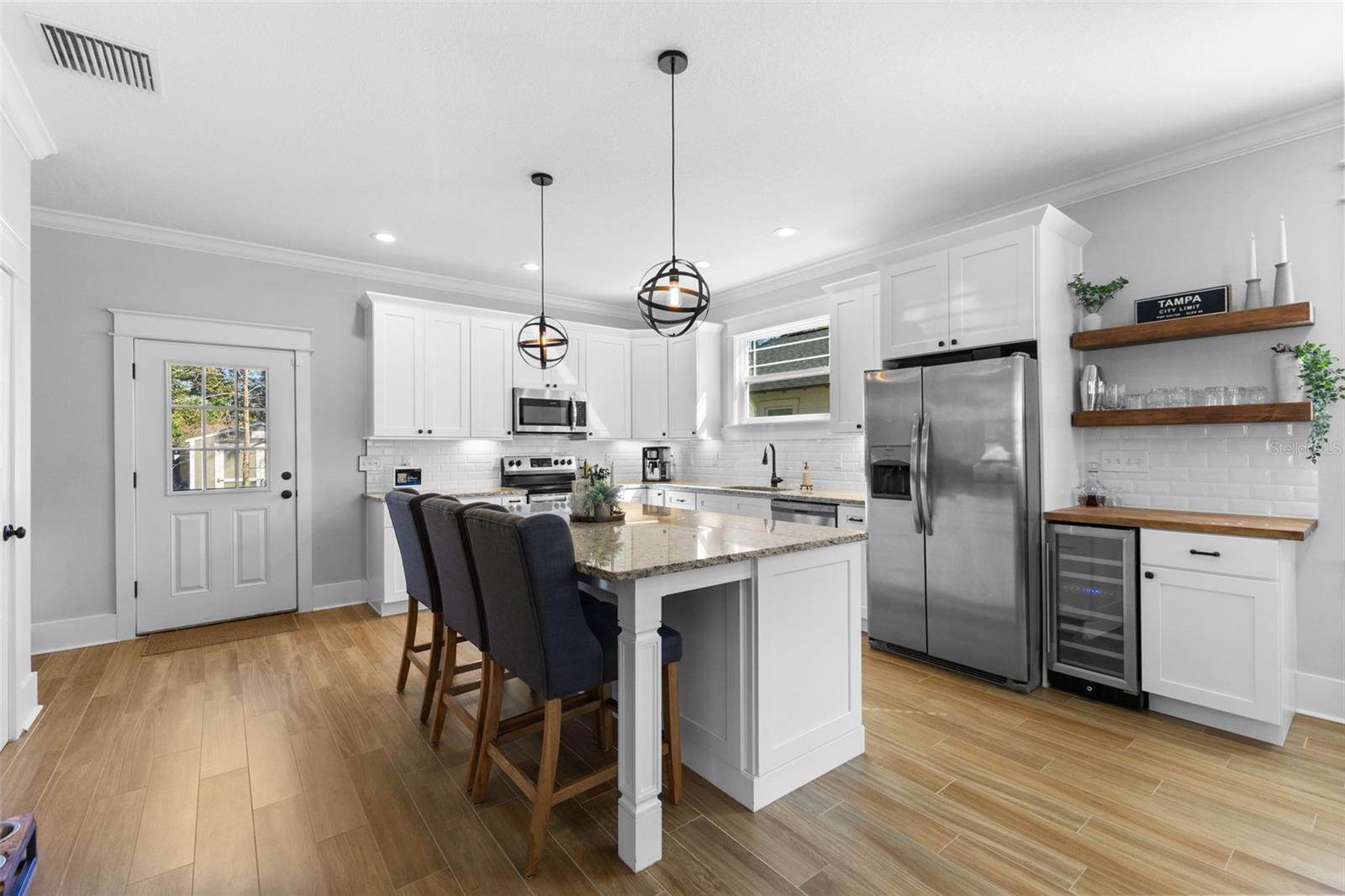 Image 18 of 67 For 1506 Knollwood Street