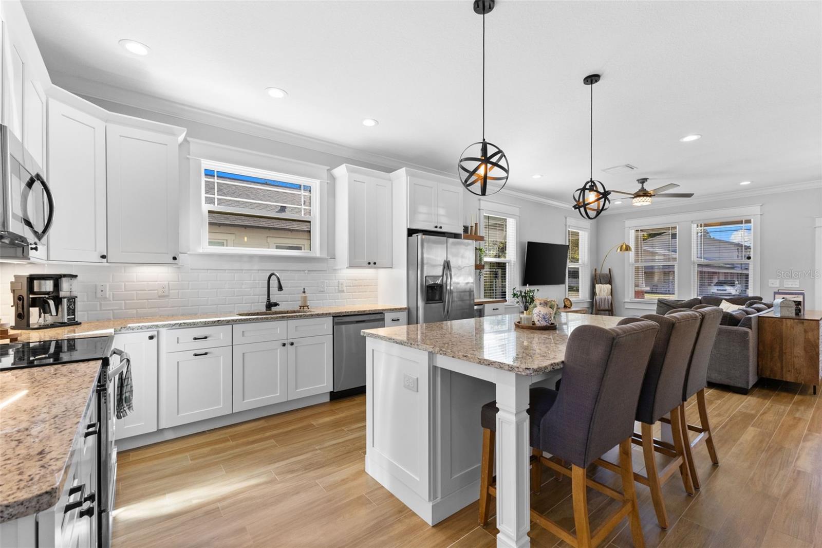 Image 20 of 67 For 1506 Knollwood Street