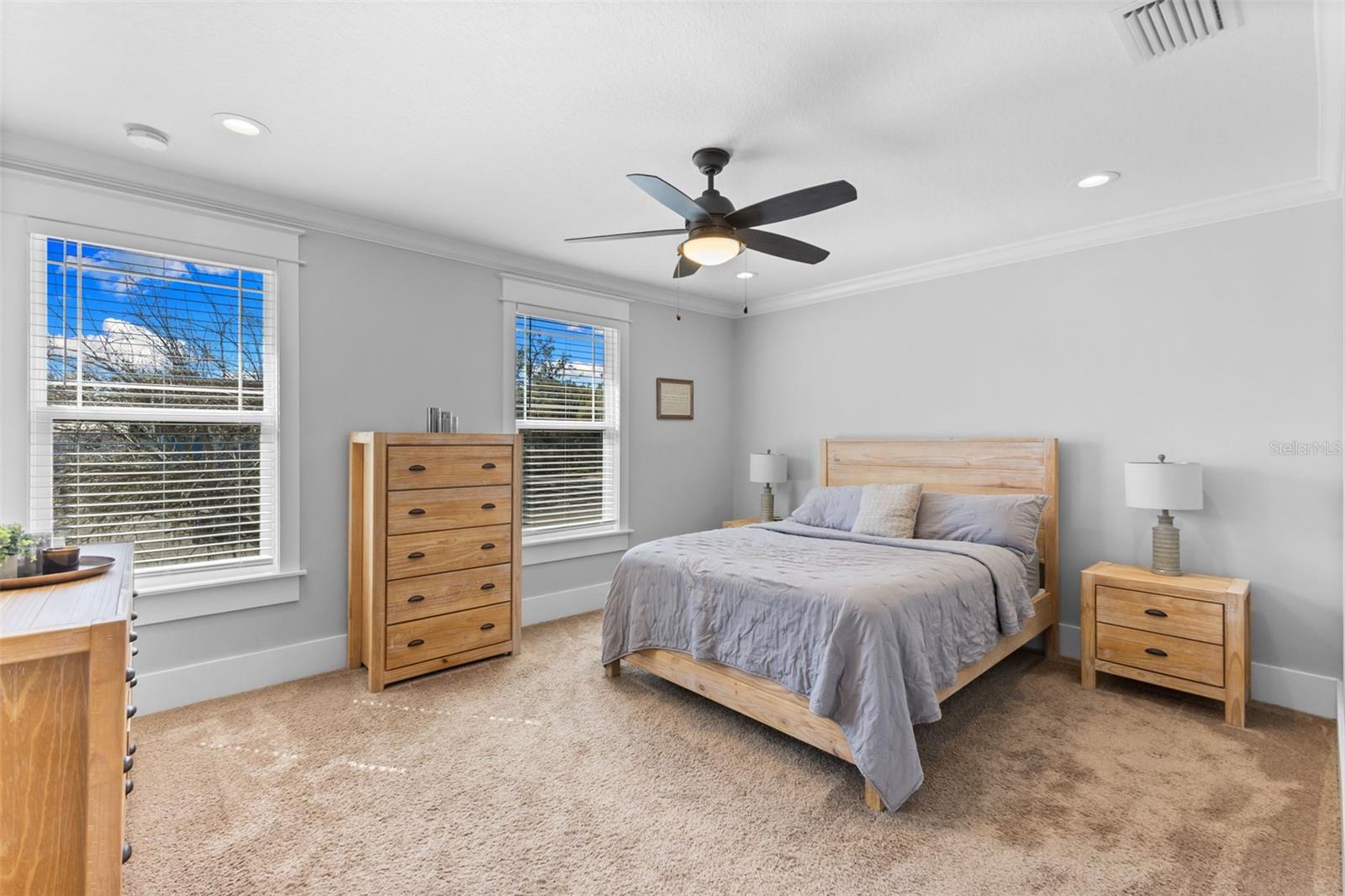 Image 27 of 67 For 1506 Knollwood Street