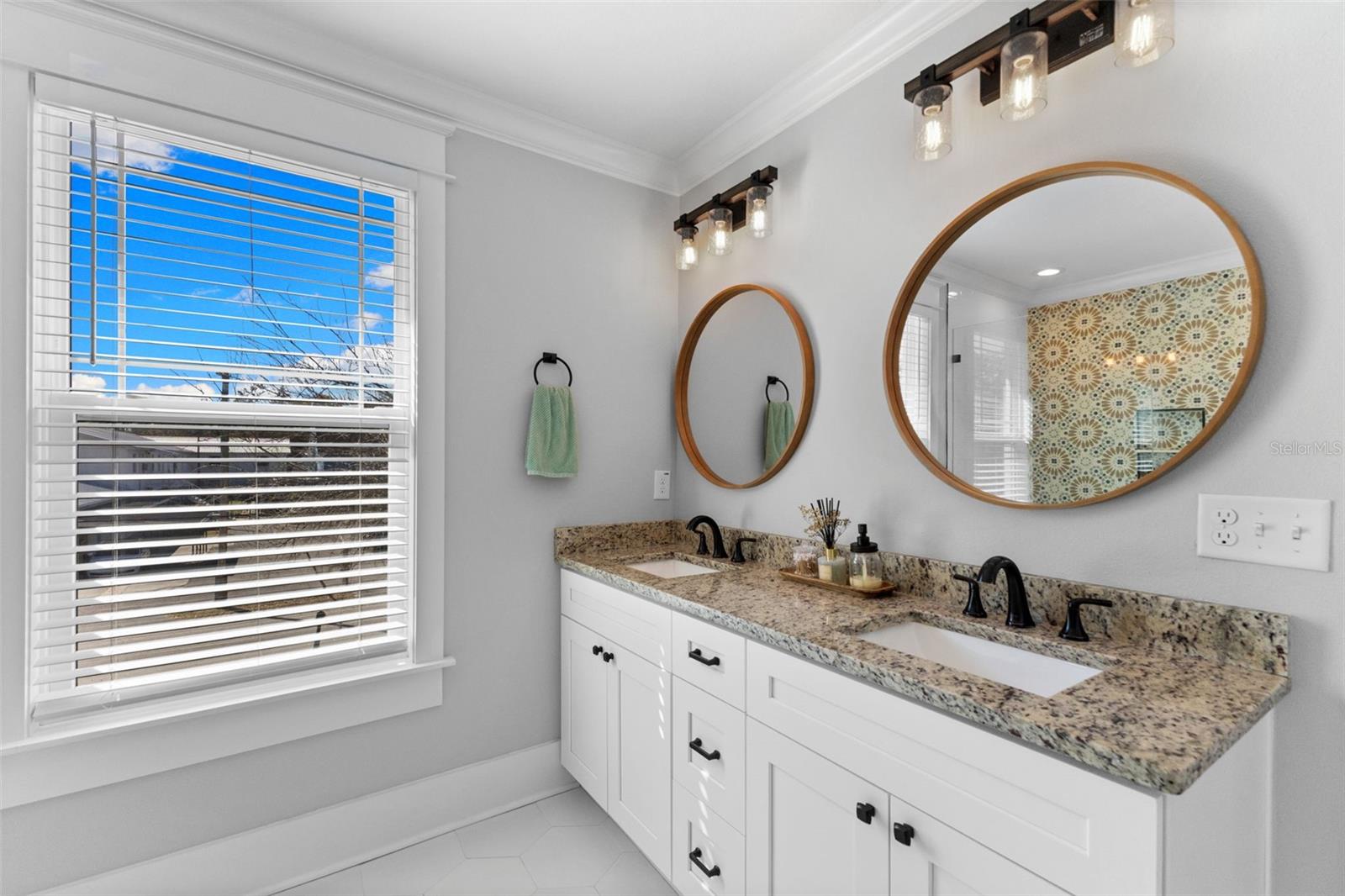 Image 31 of 67 For 1506 Knollwood Street