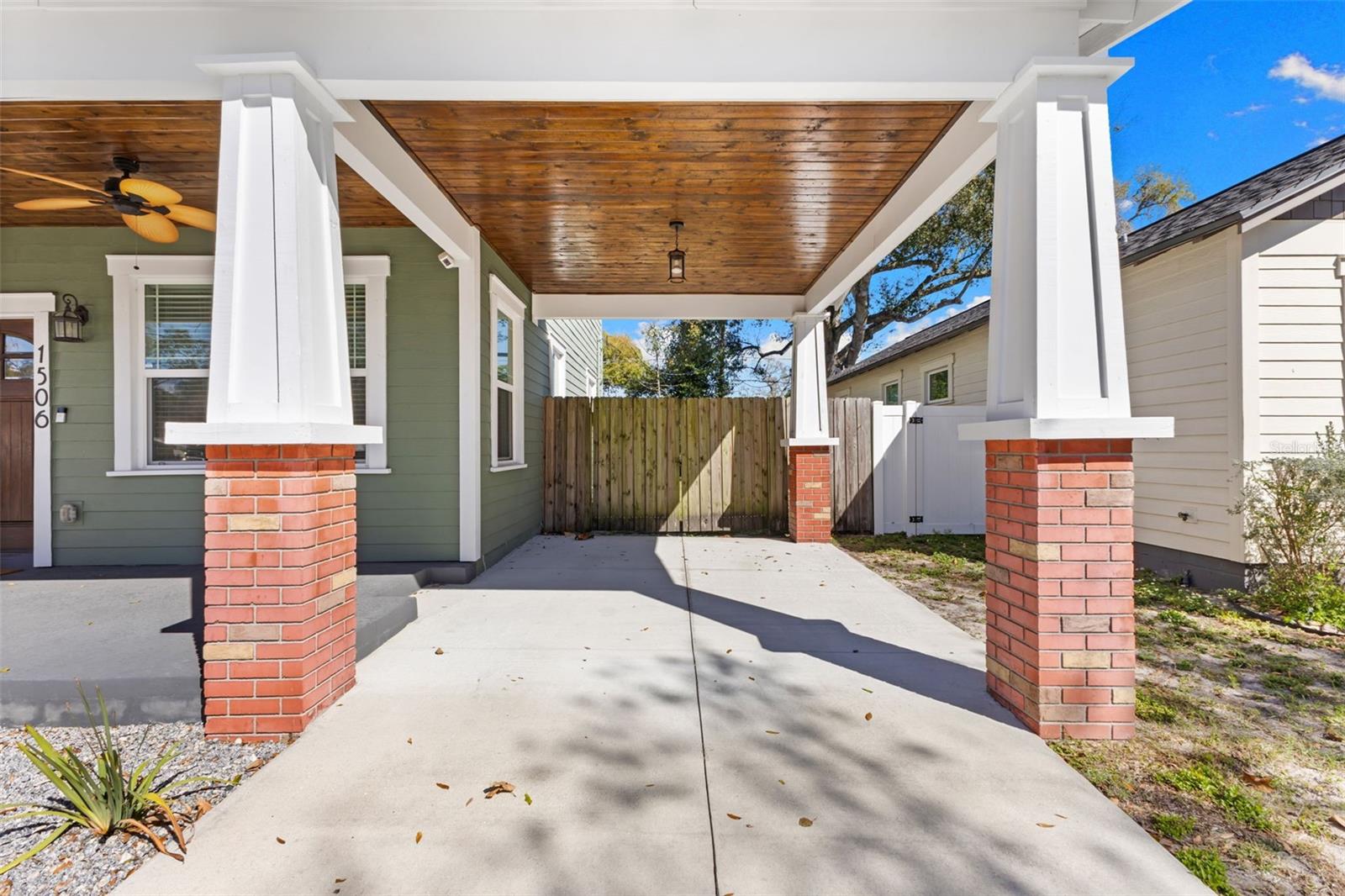 Image 38 of 67 For 1506 Knollwood Street