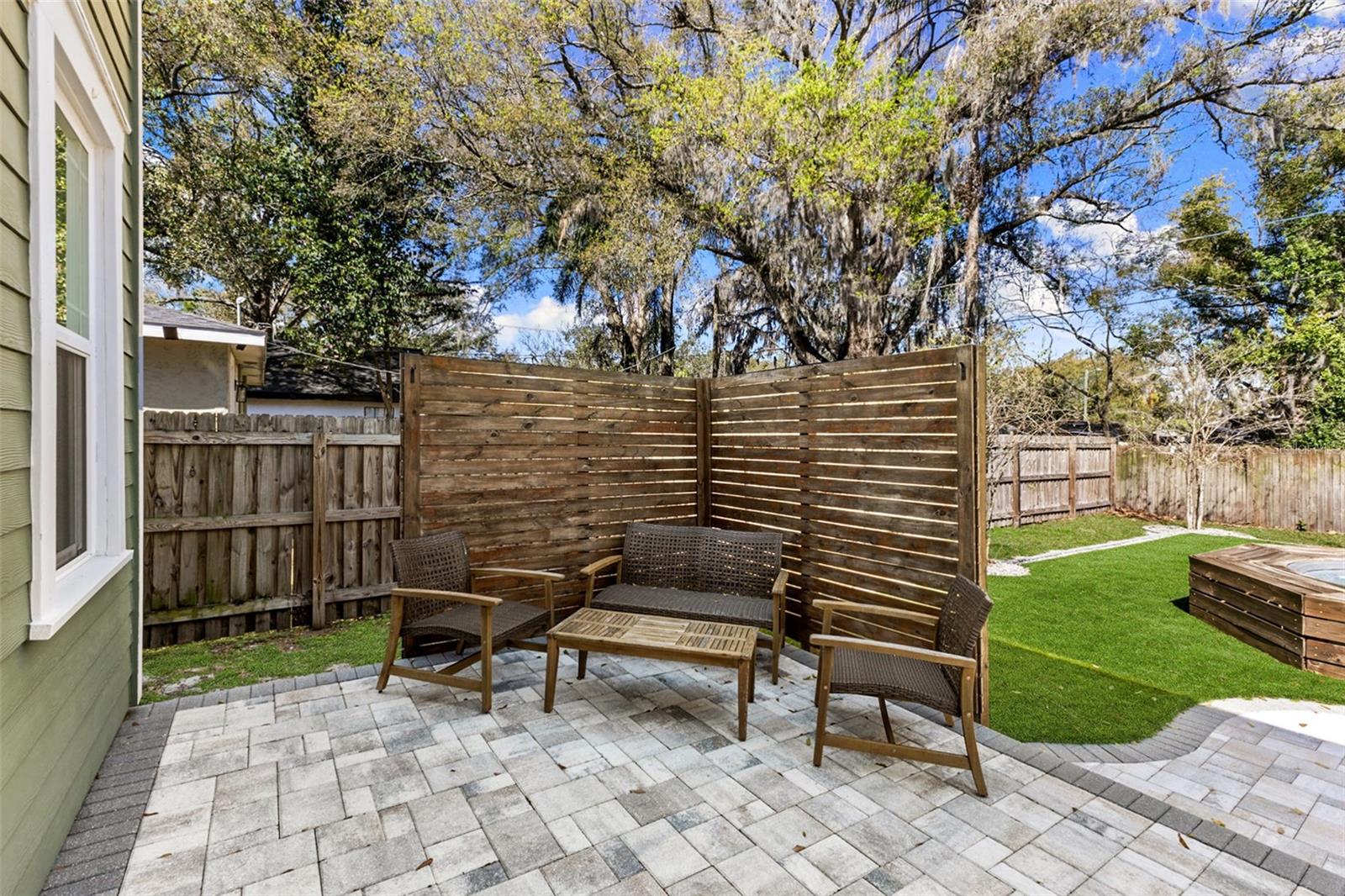 Image 40 of 67 For 1506 Knollwood Street