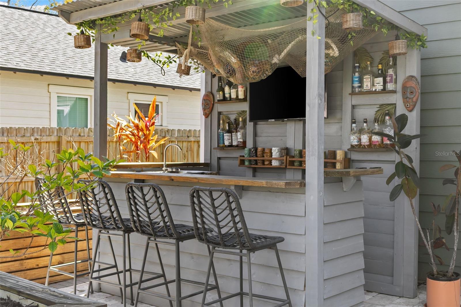 Image 43 of 67 For 1506 Knollwood Street