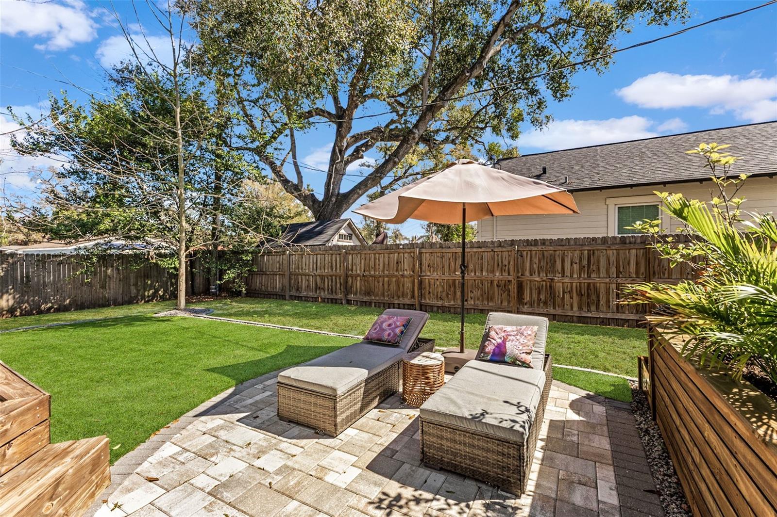 Image 47 of 67 For 1506 Knollwood Street