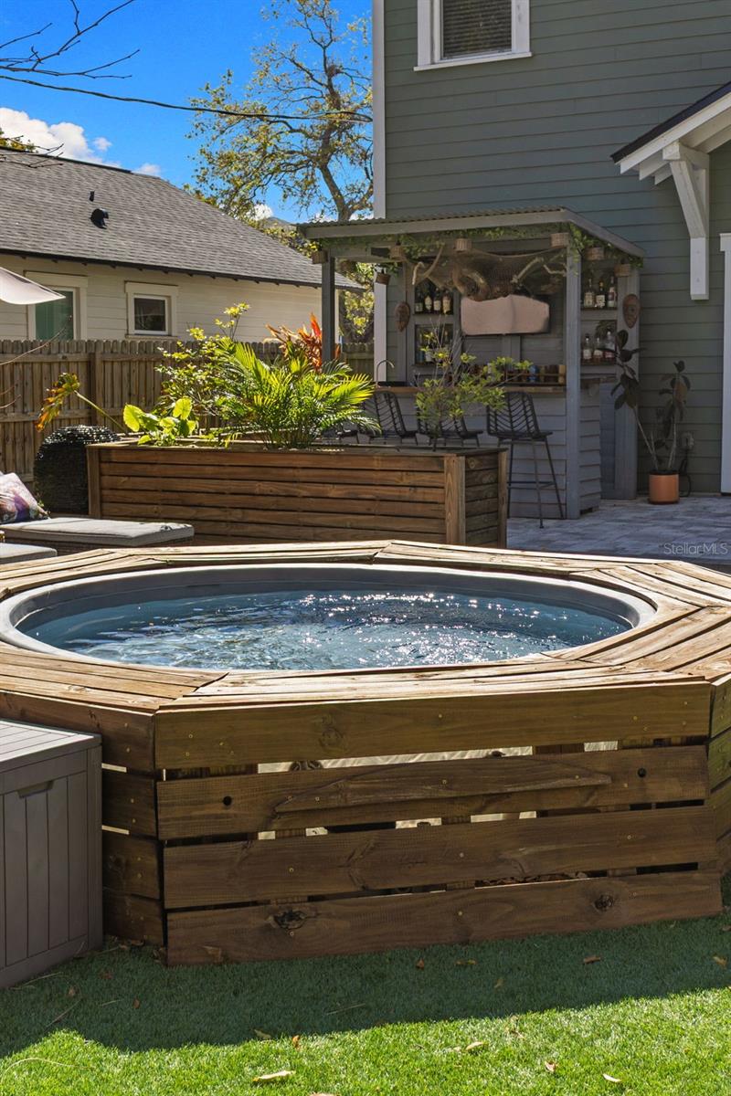 Image 53 of 67 For 1506 Knollwood Street