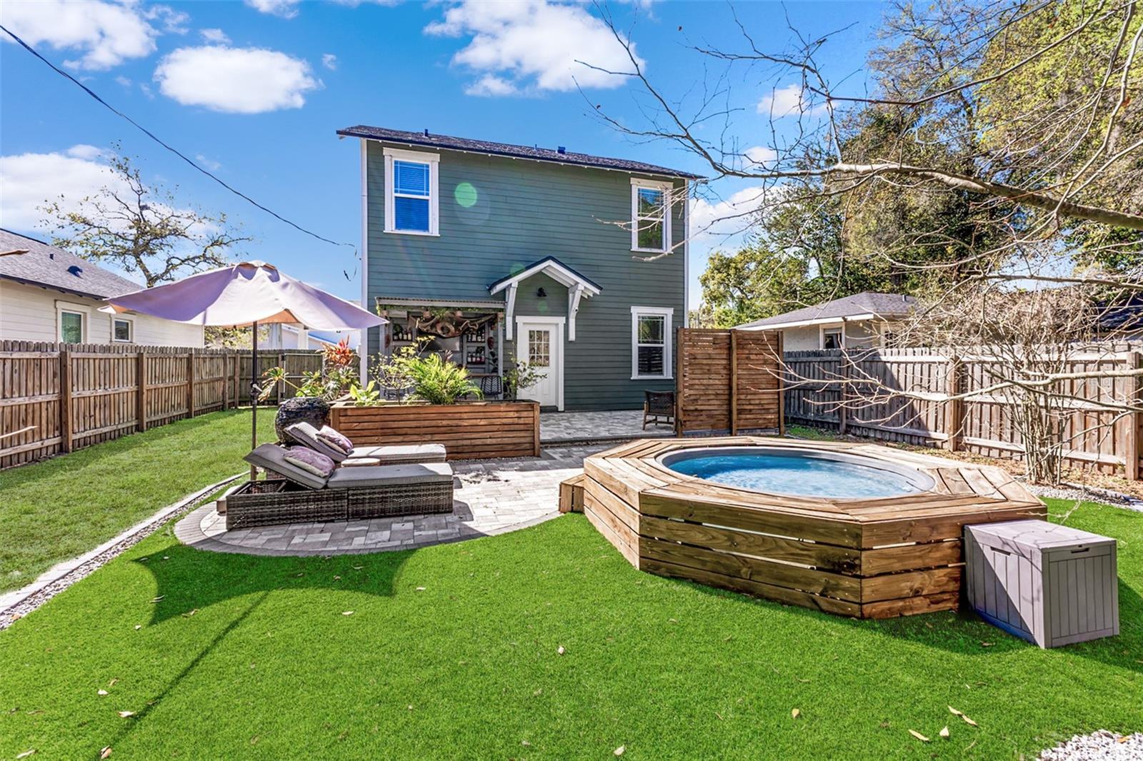 Image 56 of 67 For 1506 Knollwood Street