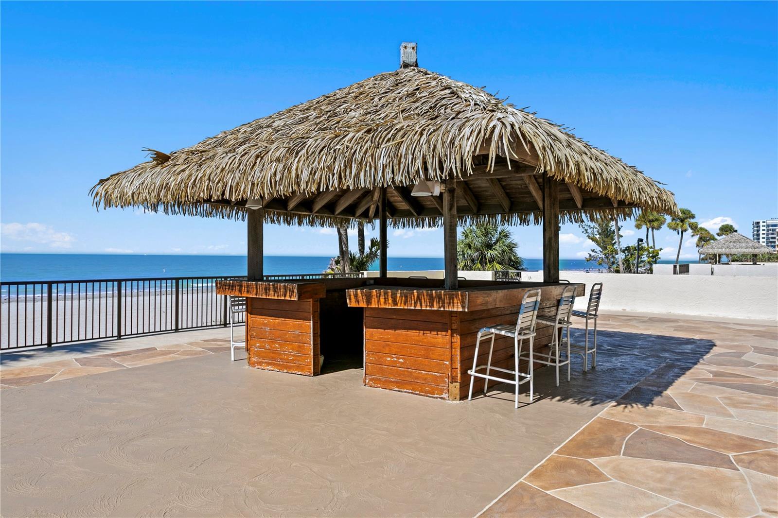 Image 41 of 57 For 14950 Gulf Boulevard 906