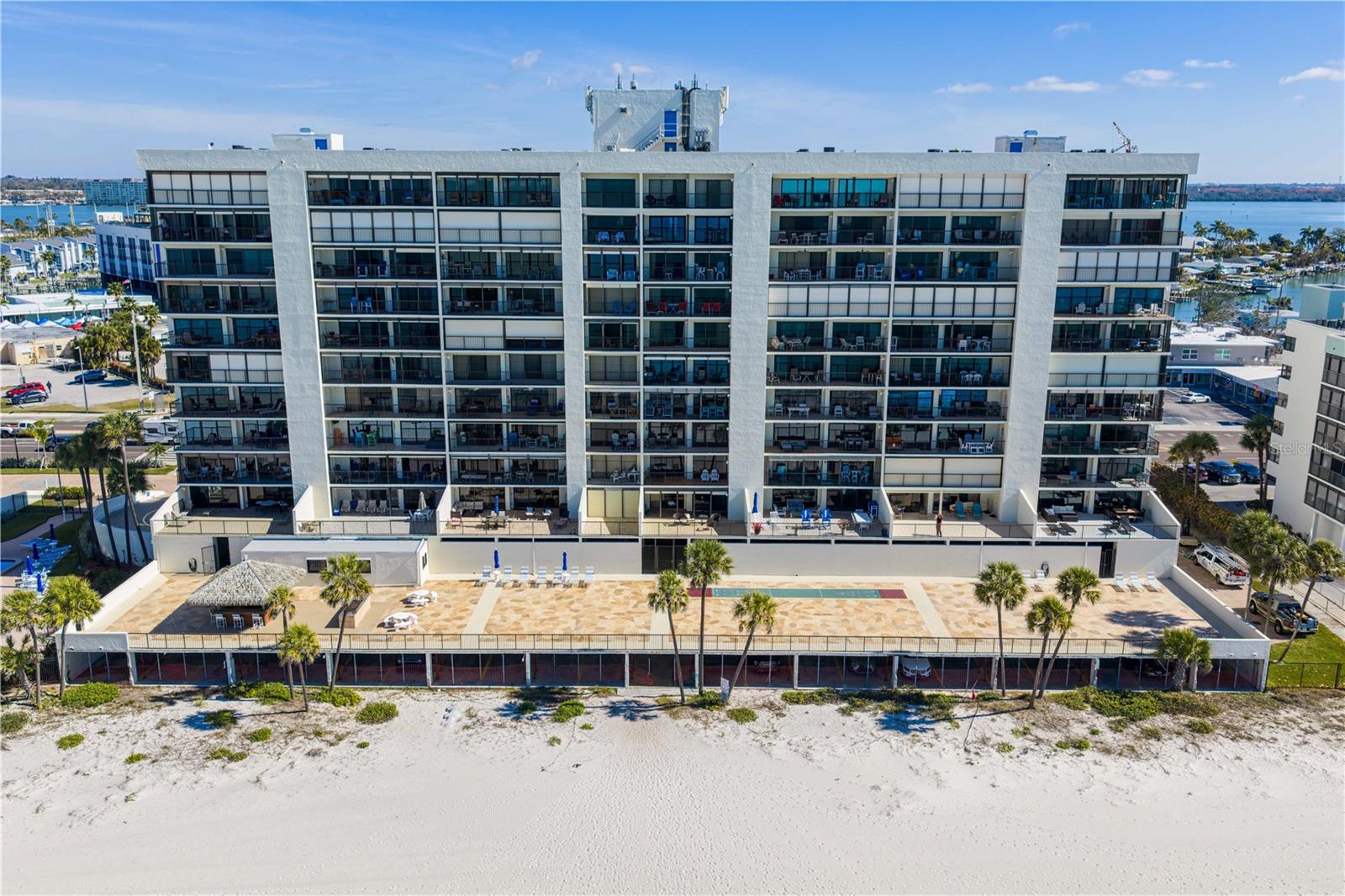 Image 46 of 57 For 14950 Gulf Boulevard 906