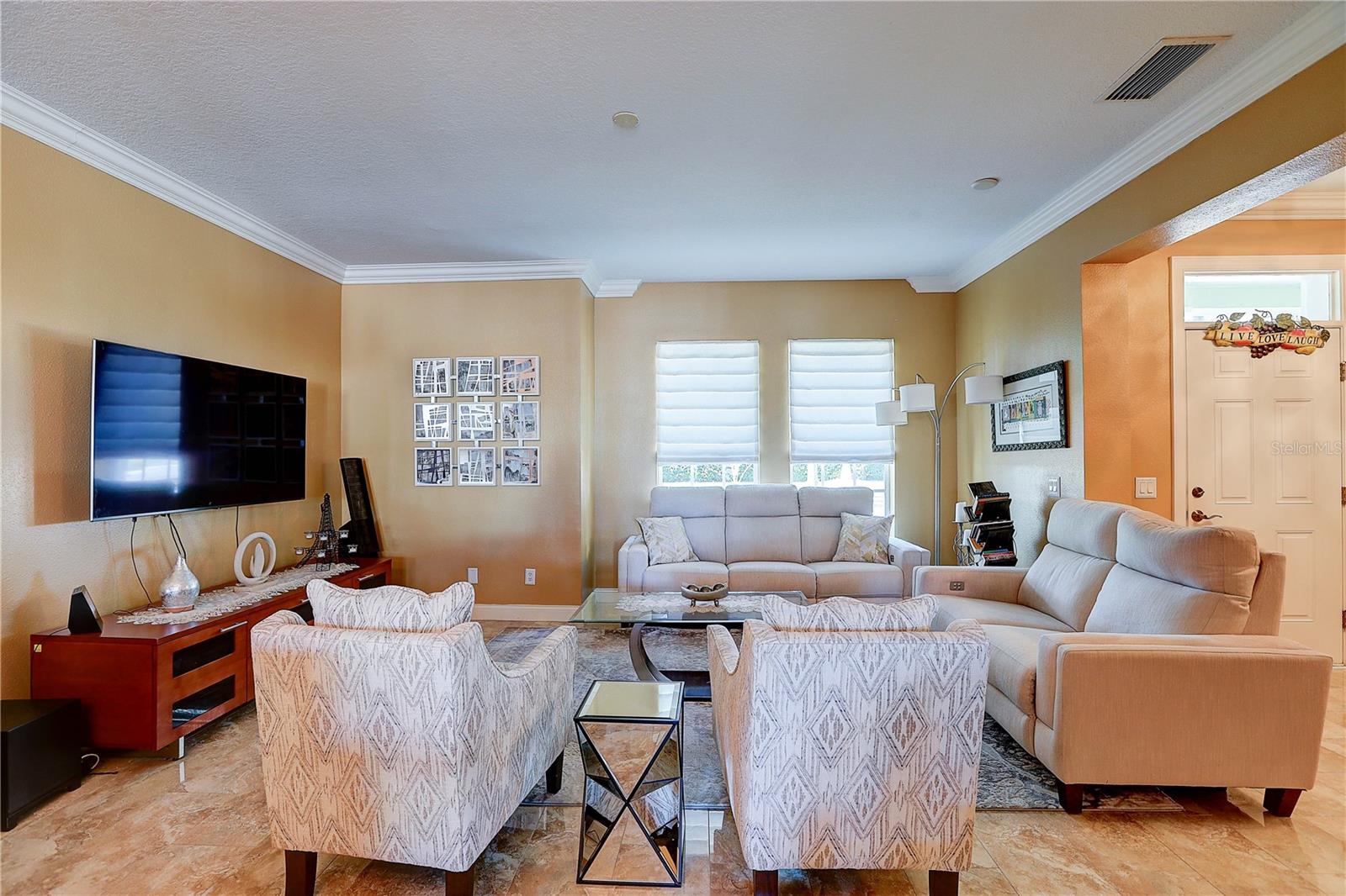 Image 10 of 50 For 5518 Luminar Pointe Lane