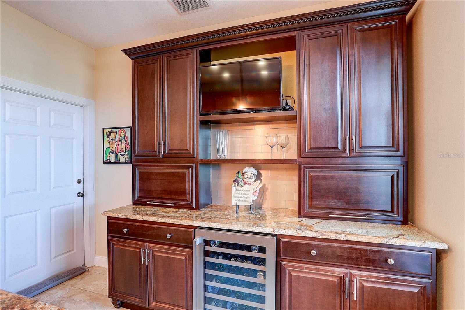 Image 20 of 50 For 5518 Luminar Pointe Lane