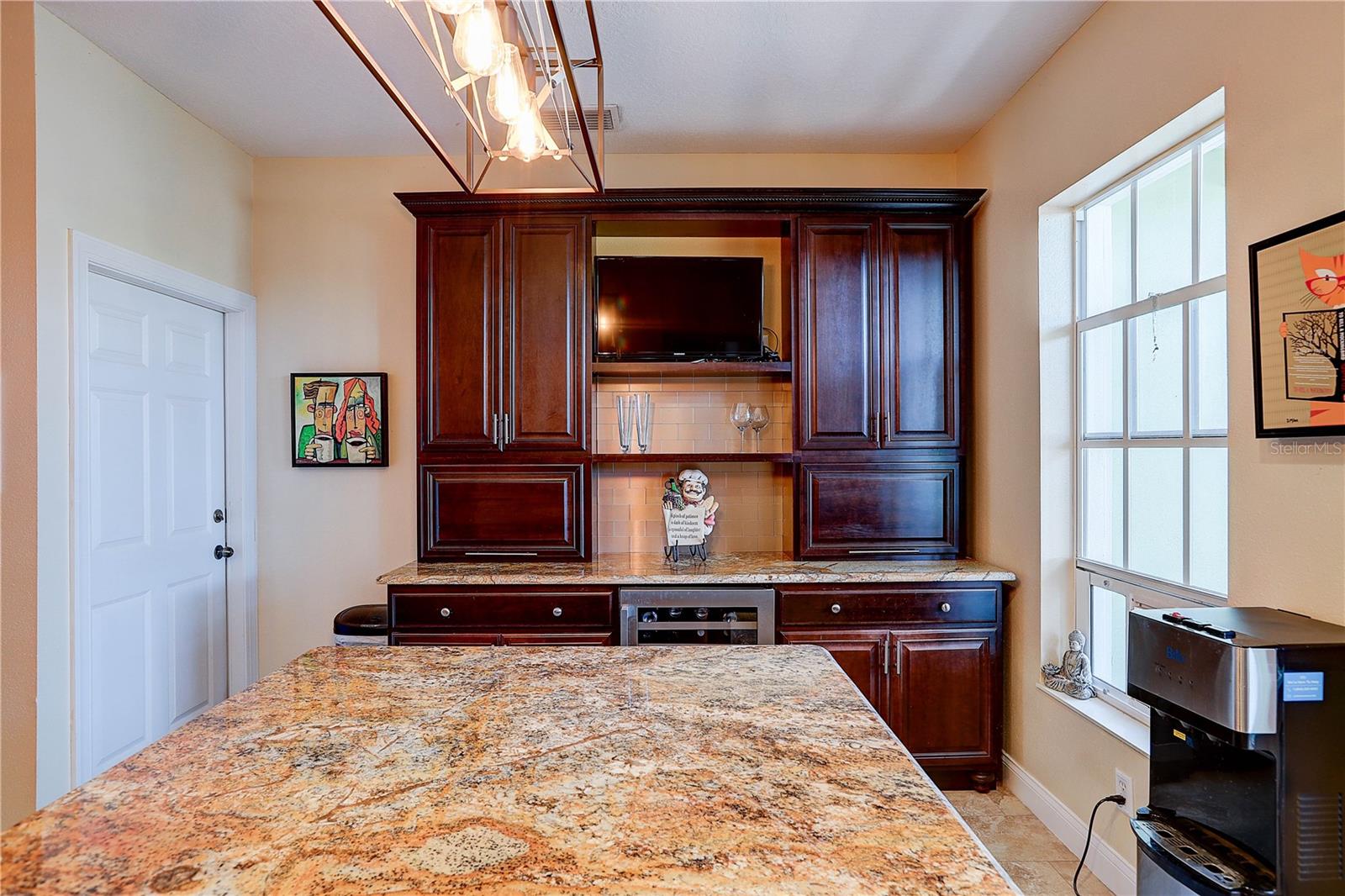 Image 21 of 50 For 5518 Luminar Pointe Lane