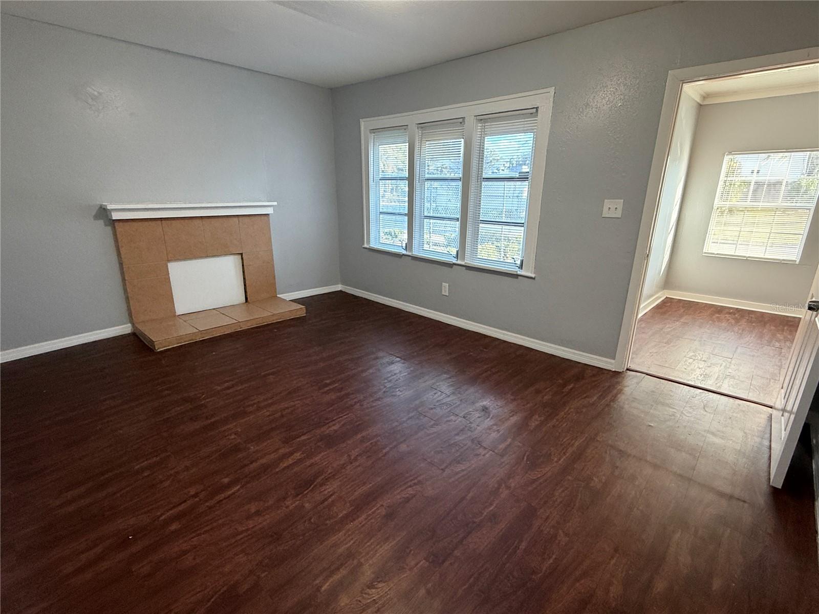 Image 4 of 15 For 1222 Lemon Street