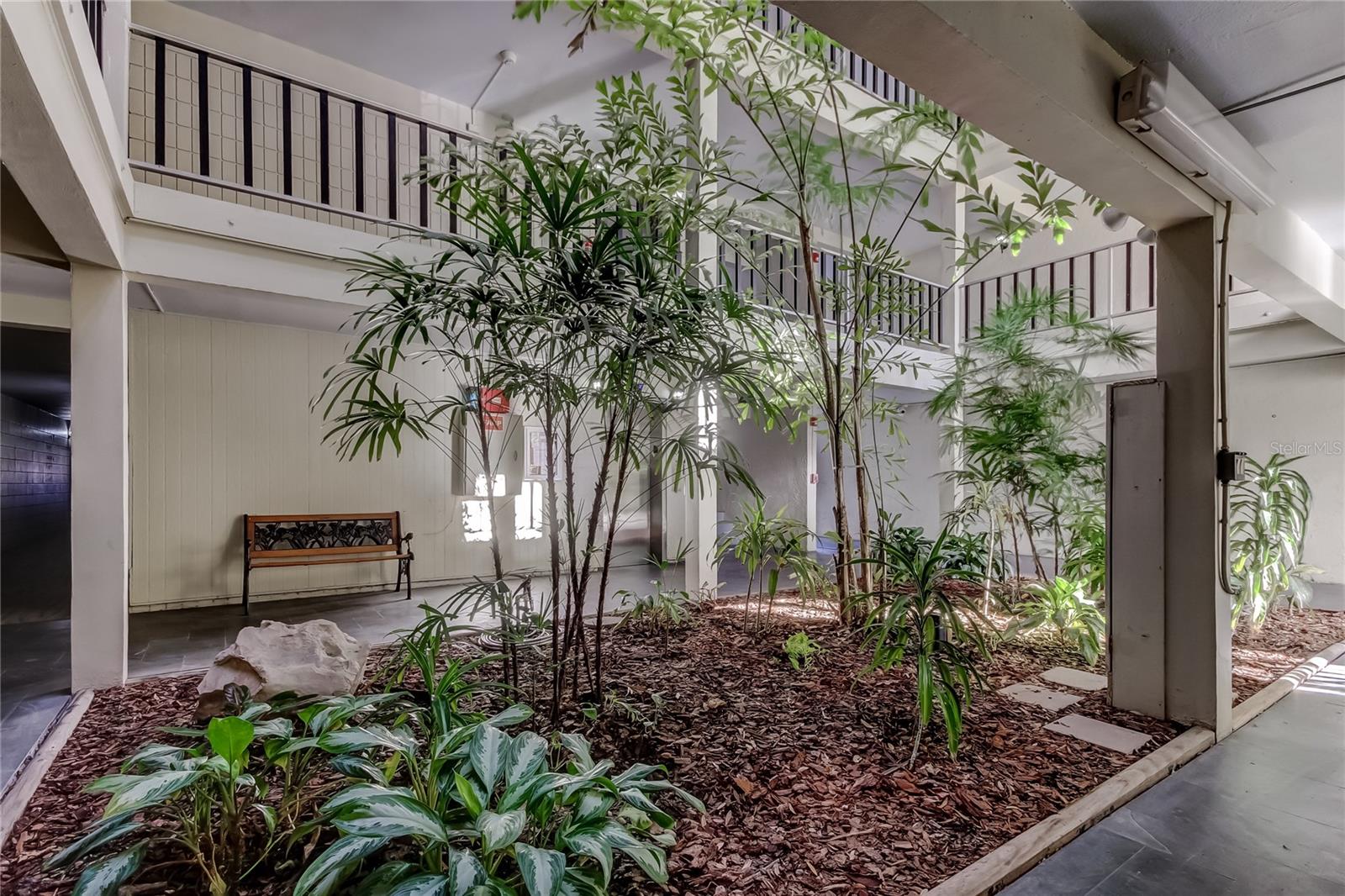 Image 2 of 15 For 2302 S Manhatan Avenue 310