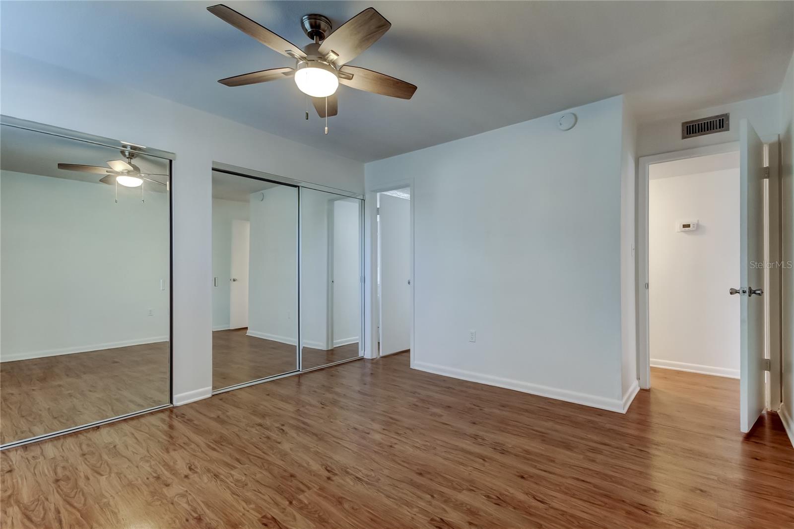 Image 9 of 15 For 2302 S Manhatan Avenue 310