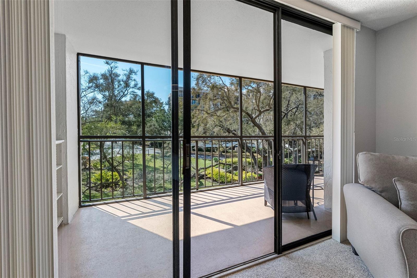 Image 18 of 47 For 220 Belleview Boulevard 310