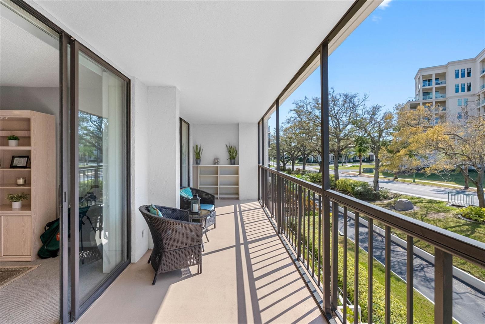 Image 28 of 47 For 220 Belleview Boulevard 310