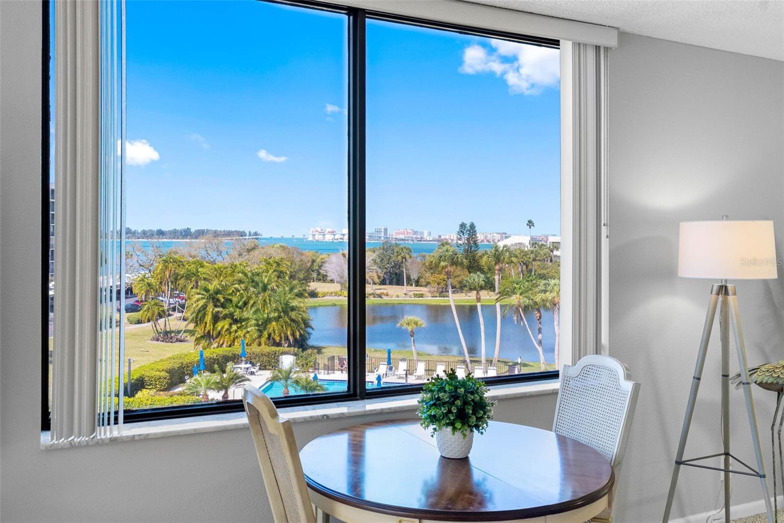 Image 3 of 47 For 220 Belleview Boulevard 310