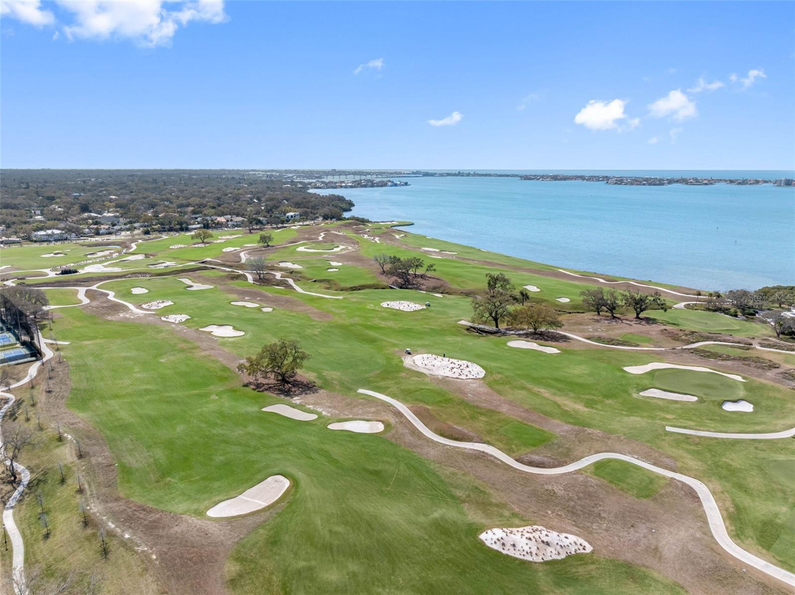 Image 39 of 47 For 220 Belleview Boulevard 310