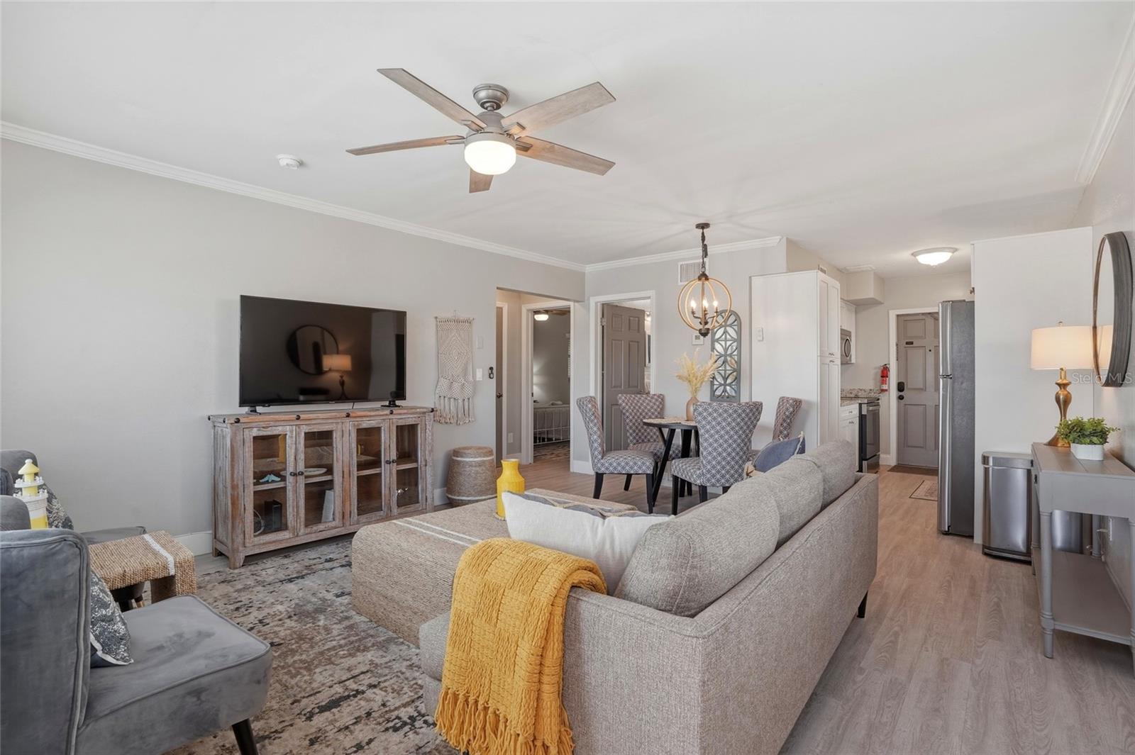 Listing photo id 15 for 2605 Bay Boulevard