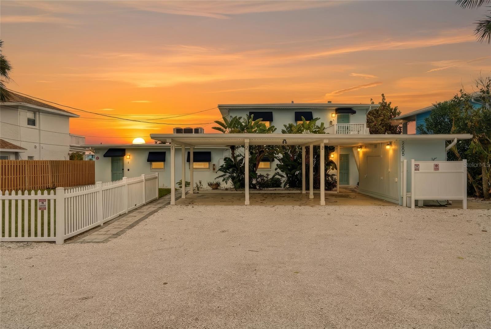 Listing photo id 0 for 2605 Bay Boulevard