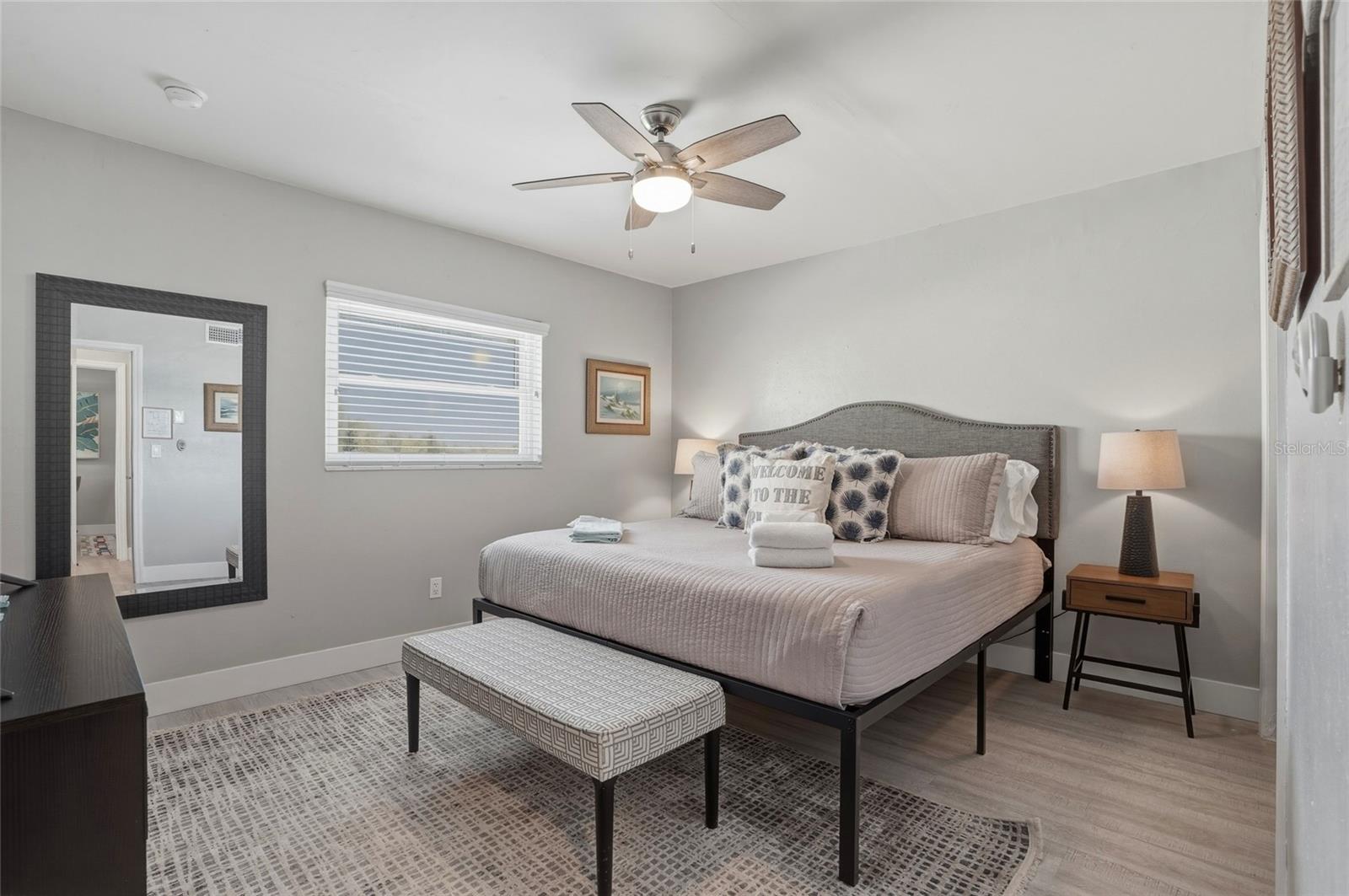 Listing photo id 23 for 2605 Bay Boulevard