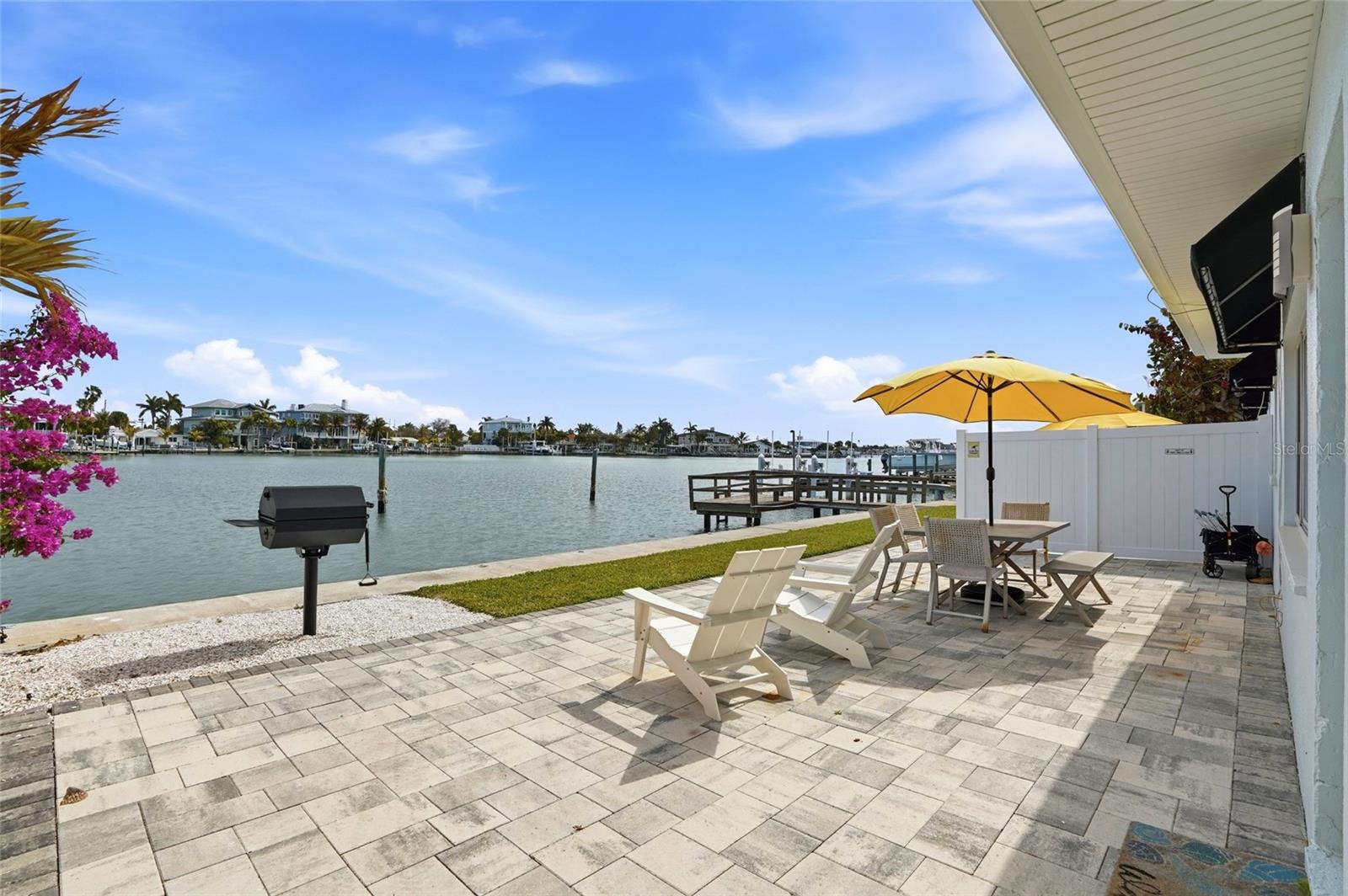 Listing photo id 26 for 2605 Bay Boulevard