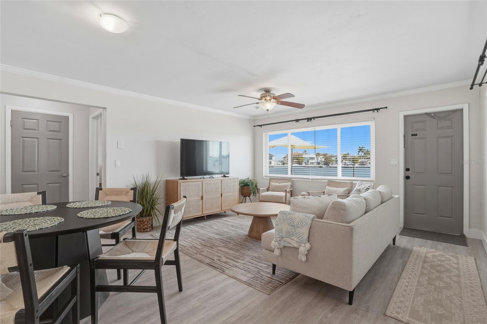 Listing photo id 35 for 2605 Bay Boulevard