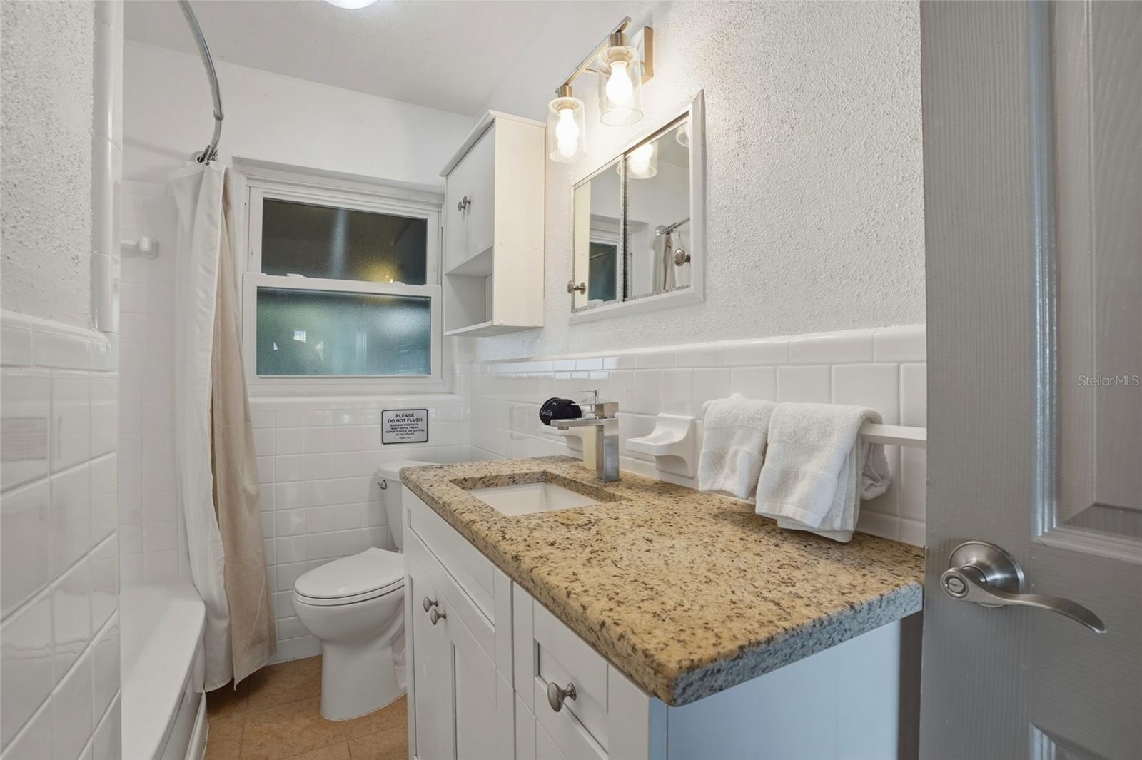 Listing photo id 42 for 2605 Bay Boulevard