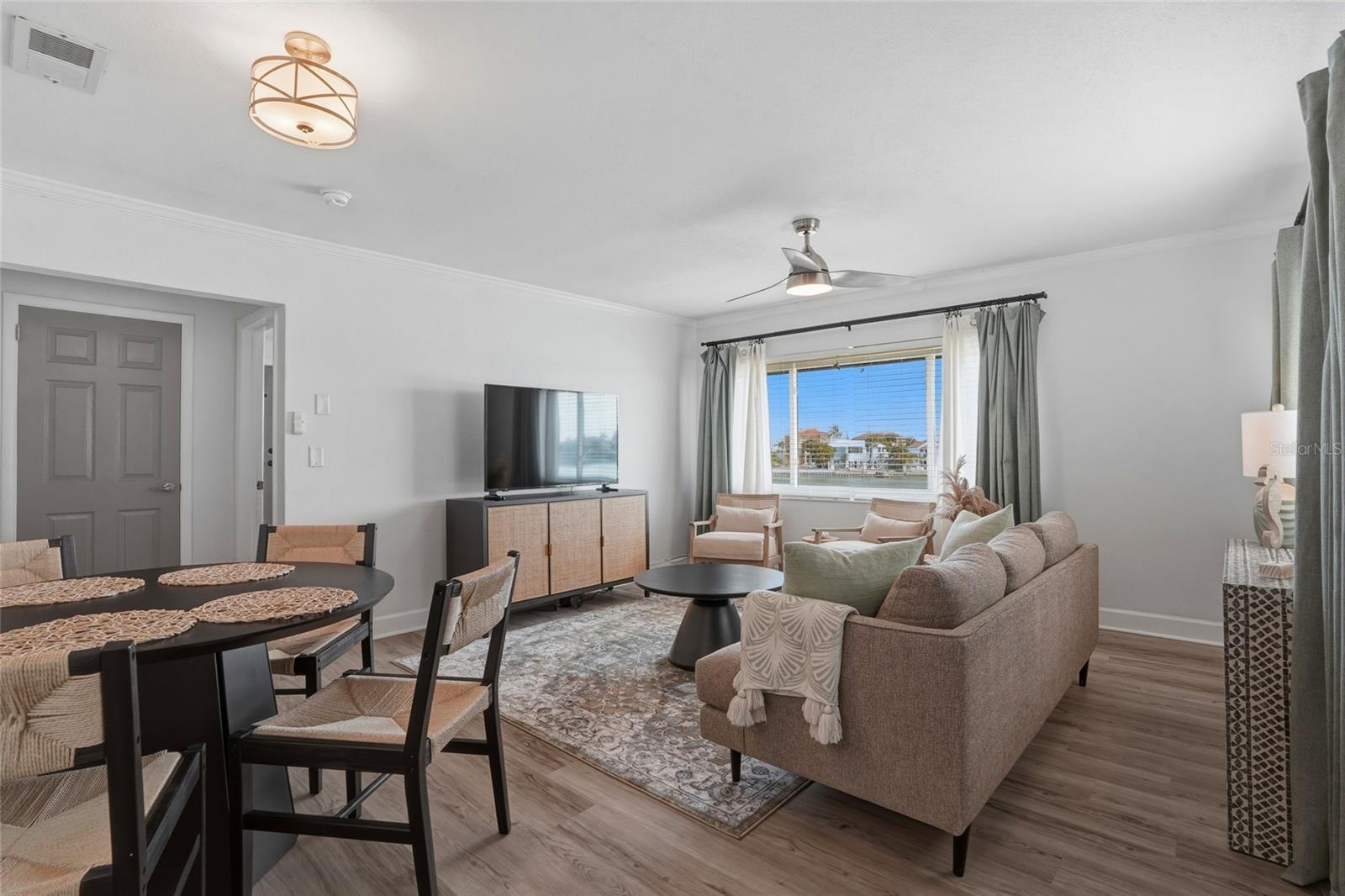 Listing photo id 55 for 2605 Bay Boulevard