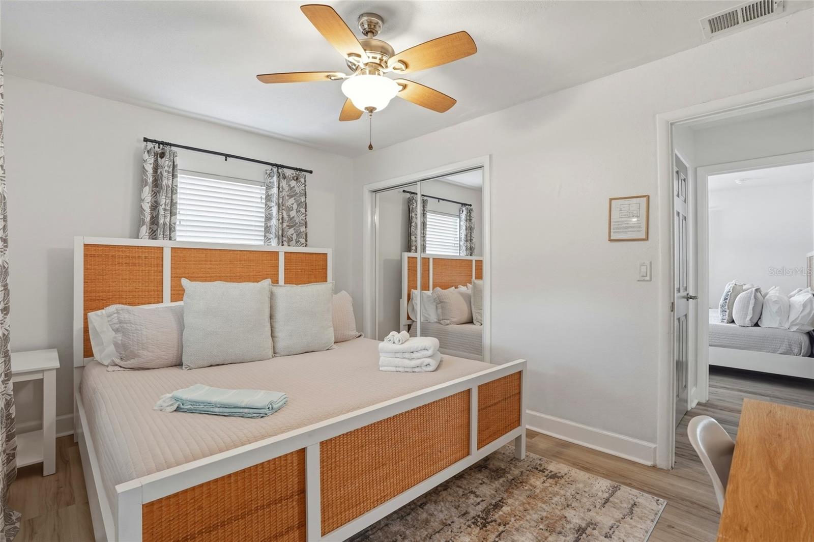 Listing photo id 69 for 2605 Bay Boulevard