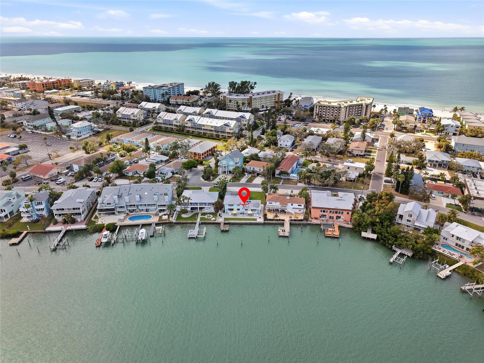 Listing photo id 82 for 2605 Bay Boulevard